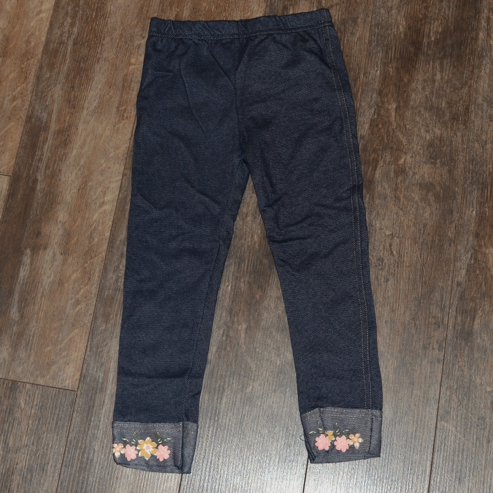 Jean Leggings with Flowers on Front Bottom